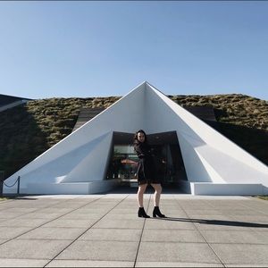 Meet your Posher, Lily